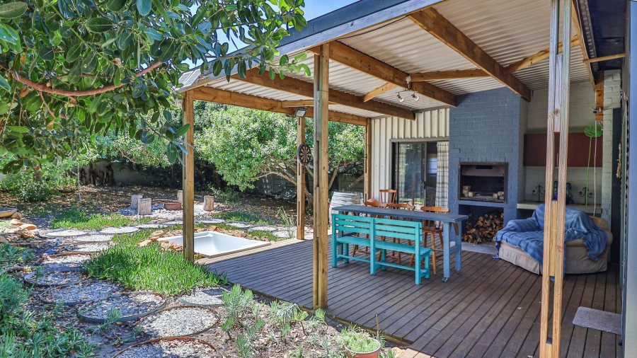 2 Bedroom Property for Sale in Kleinbaai Western Cape